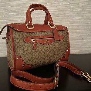 Coach brand new with strap @mschuetz01